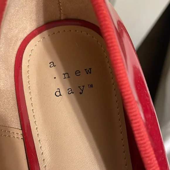 A New Day Women's Red Ballet Flats - Picture 2 of 4